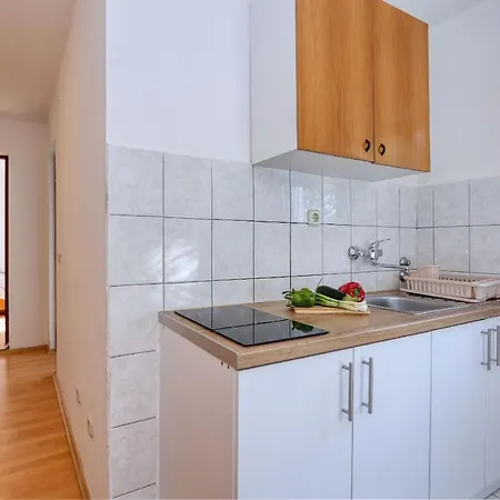 Apartment Ante