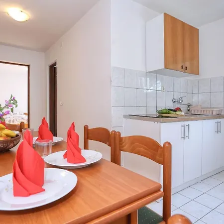 Apartment Ante